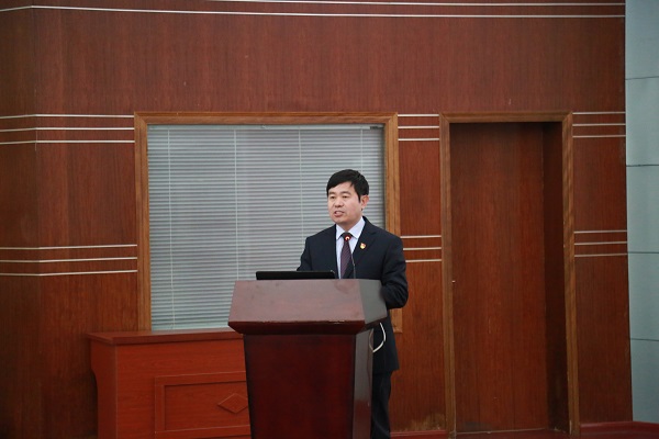 10.孙校长作总结.JPG